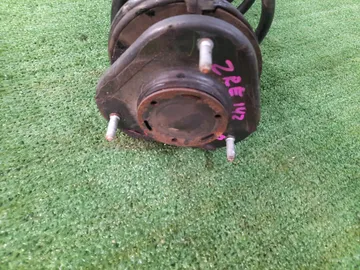 СТОЙКА НА TOYOTA COROLLA  AXIO ZRE142 2ZR-FE