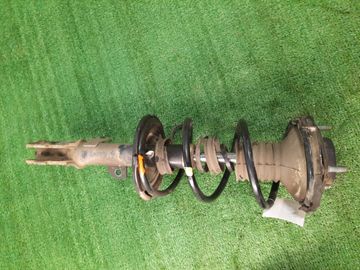 СТОЙКА НА TOYOTA IPSUM ACM21W 2AZ-FE