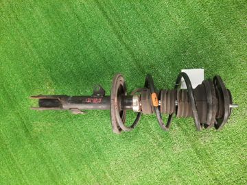 СТОЙКА НА TOYOTA COROLLA NZE121 1NZ-FE