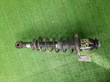 СТОЙКА НА TOYOTA COROLLA  AXIO ZRE142 2ZR-FE