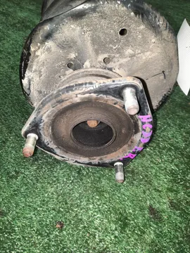 СТОЙКА НА NISSAN LAUREL HC35 RB20DE