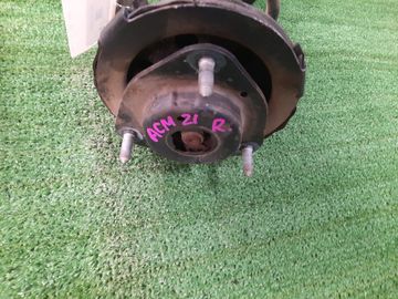 СТОЙКА НА TOYOTA IPSUM ACM21W 2AZ-FE