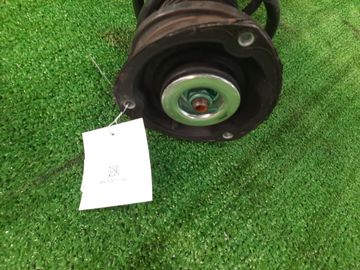 СТОЙКА НА VOLKSWAGEN GOLF 5G1