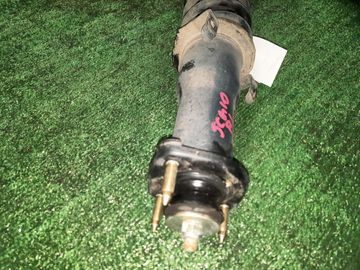 СТОЙКА НА TOYOTA PROGRES JCG10 1JZ-GE