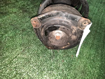 СТОЙКА НА NISSAN SERENA NC25 MR20DE