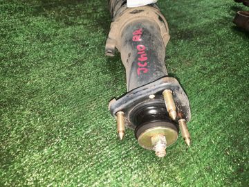 СТОЙКА НА TOYOTA PROGRES JCG10 1JZ-GE