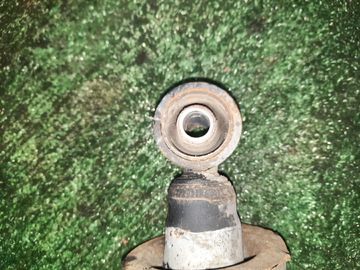 СТОЙКА НА TOYOTA PROGRES JCG10 1JZ-GE