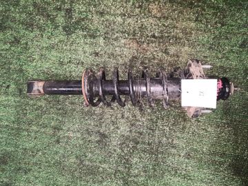 СТОЙКА НА MITSUBISHI RVR GA3W 4B10