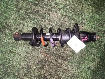 СТОЙКА НА HONDA CIVIC EU1 D15B