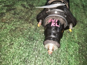 СТОЙКА НА HONDA CIVIC EU1 D15B