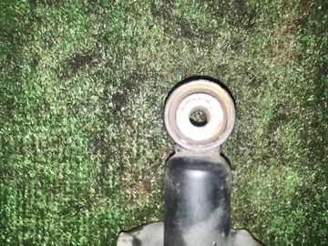 СТОЙКА НА HONDA CIVIC EU1 D15B