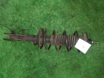 СТОЙКА НА HONDA VEZEL RU4 LEB