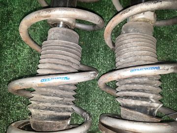 СТОЙКА НА MAZDA MPV LY3P L3-VDT