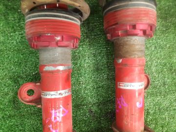 СТОЙКА НА HONDA STEPWGN RF3 K20A