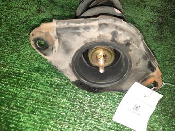 СТОЙКА НА NISSAN PRIMERA P12 QR20DE