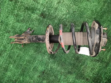 СТОЙКА НА NISSAN SERENA C24 SR20DE