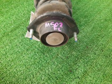 СТОЙКА НА TOYOTA PASSO SETTE M502E 3SZ-VE