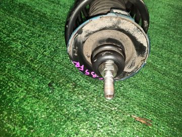 СТОЙКА НА HONDA FREED GB5 L15B