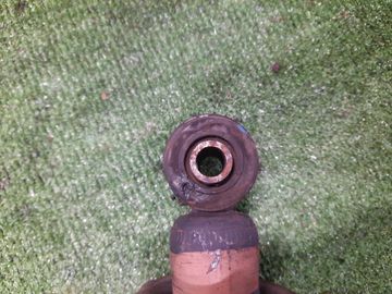 СТОЙКА НА TOYOTA PROGRES JCG10 1JZ-GE