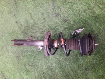 СТОЙКА НА TOYOTA COROLLA NZE121 1NZ-FE