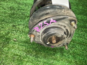 СТОЙКА НА MITSUBISHI COLT Z25A 4G19