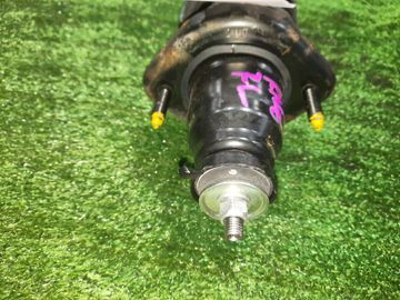 СТОЙКА НА HONDA STREAM RN6 R18A