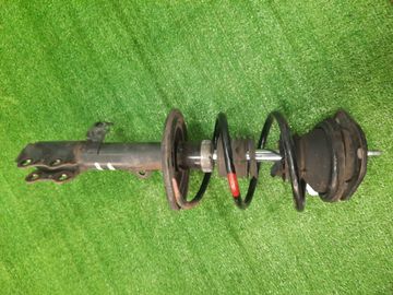 СТОЙКА НА TOYOTA COROLLA ZZE122 1ZZ-FE