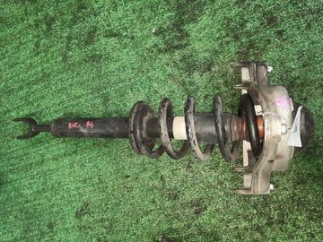 СТОЙКА НА AUDI A6 4F5 CAJ