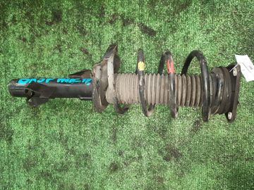 СТОЙКА НА MAZDA AXELA BK5P ZY-VE