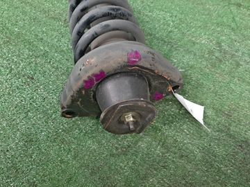 СТОЙКА НА NISSAN LIBERTY RM12 QR20DE