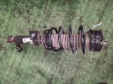 СТОЙКА НА MAZDA DEMIO DY3W ZJ-VE