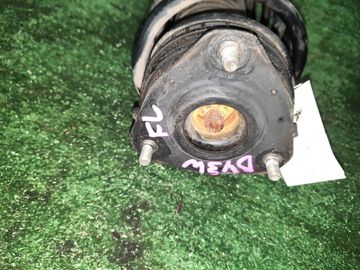 СТОЙКА НА MAZDA DEMIO DY3W ZJ-VE