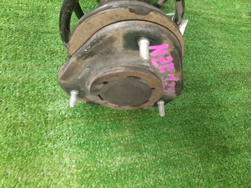 СТОЙКА НА TOYOTA COROLLA NZE121 1NZ-FE