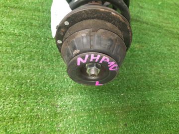 СТОЙКА НА TOYOTA AQUA NHP10 1NZ-FXE