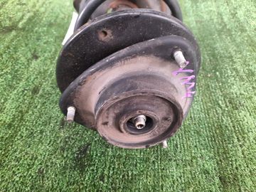 СТОЙКА НА SUBARU LEVORG VM4 FB16