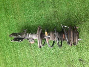 СТОЙКА НА TOYOTA PRIUS ZVW30 2ZR-FXE