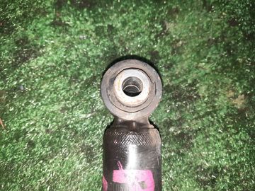 СТОЙКА НА NISSAN PRIMERA P12 QR20DE