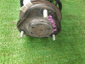 СТОЙКА НА TOYOTA PRIUS ZVW30 2ZR-FXE