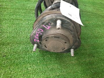 СТОЙКА НА TOYOTA PRIUS ZVW30 2ZR-FXE