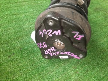 СТОЙКА НА MERCEDES-BENZ C180 W204 271820