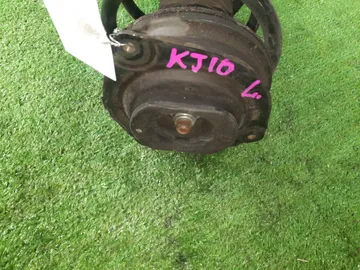 СТОЙКА НА NISSAN DUALIS J10 MR20DE