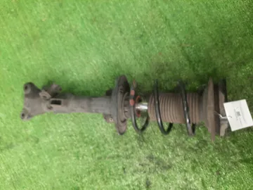 СТОЙКА НА MERCEDES-BENZ C200 W204 271860