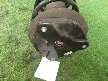 СТОЙКА НА MERCEDES-BENZ C200 W204 271860