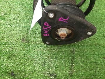 СТОЙКА НА MAZDA AXELA BK5P ZY-VE