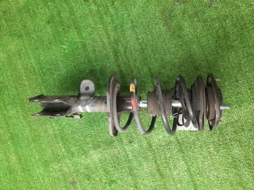 СТОЙКА НА TOYOTA PRIUS ZVW30 2ZR-FXE