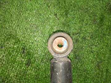 СТОЙКА НА HONDA INSPIRE UA5 J32A