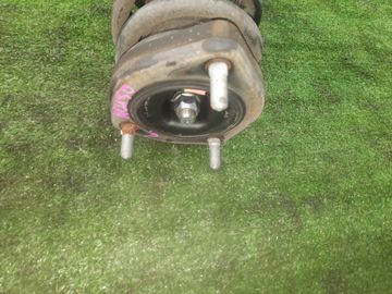 СТОЙКА НА TOYOTA HARRIER ACU30W 2AZ-FE