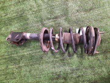 СТОЙКА НА MITSUBISHI LANCER CEDIA CS2A 4G15