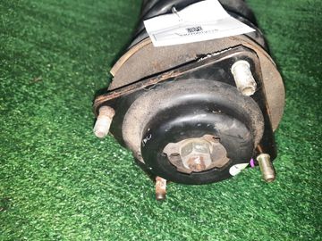 СТОЙКА НА MAZDA MPV LWFW AJ