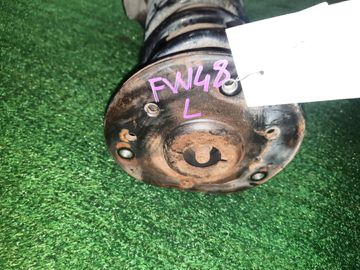 СТОЙКА НА VOLVO V60 FW48 B4164T